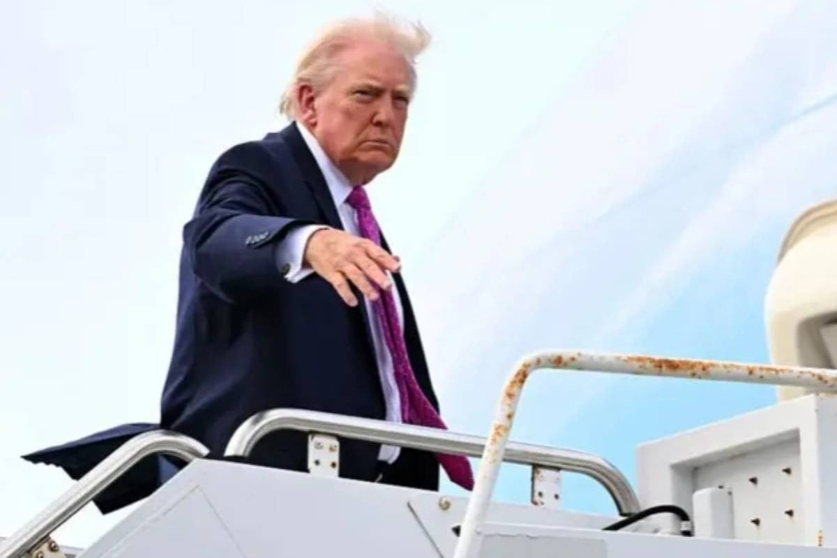 Trump Floats Plan to Take Iran Key Oil Island as Sends More Troops to Middle East